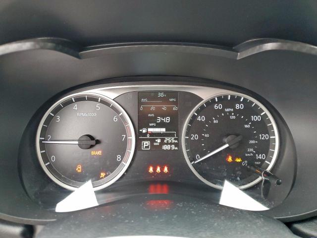 Nissan Versa S Image 8