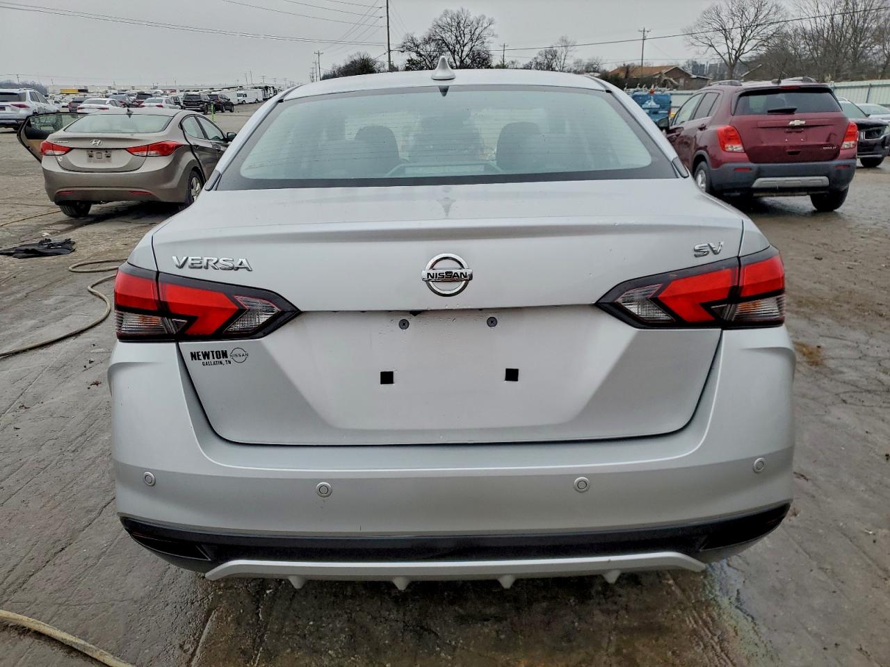 Nissan Versa Sv Image 7