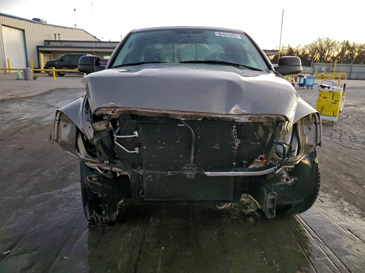 Dodge Ram 2500 St Image 9