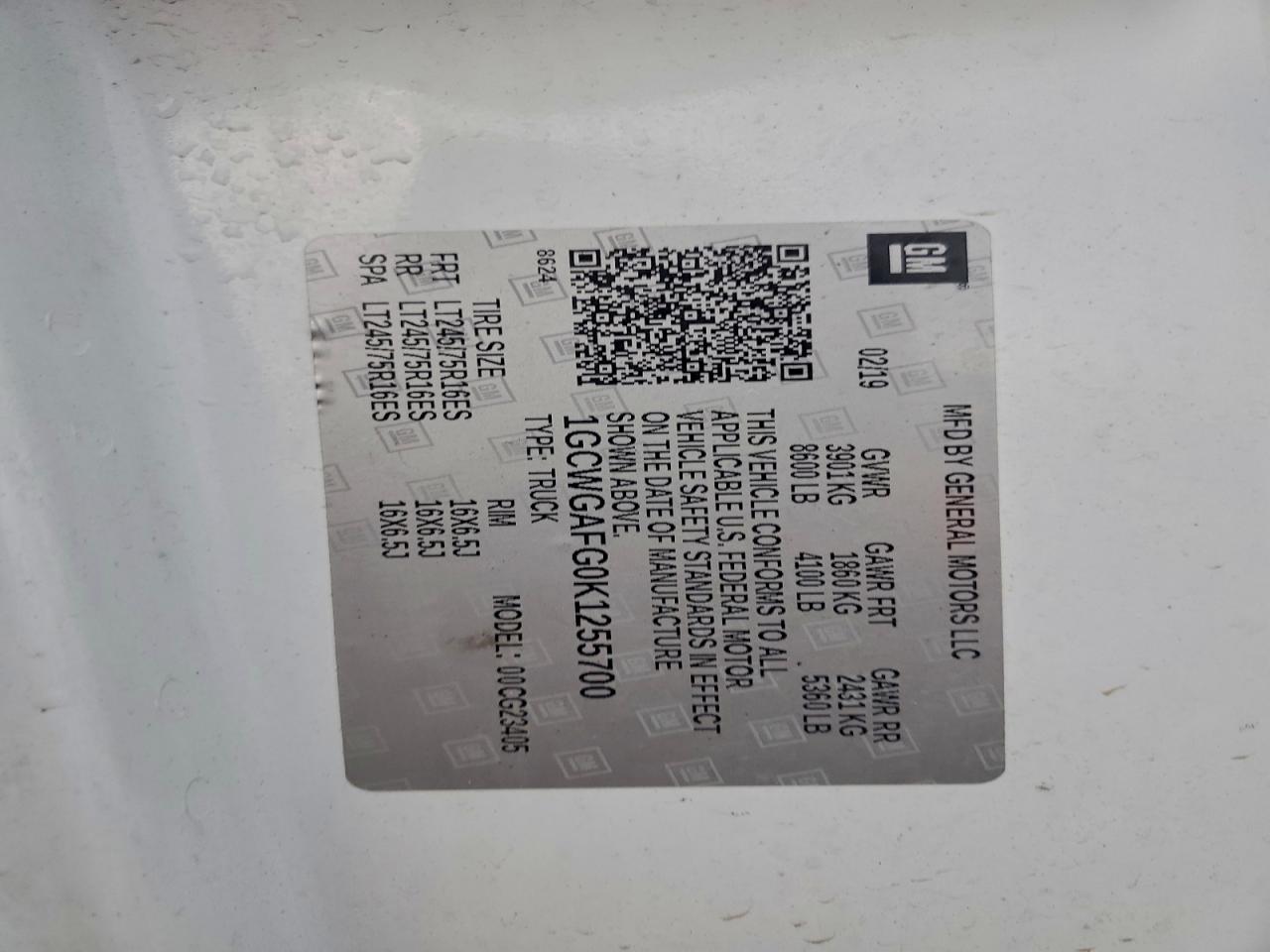 Chev Express Image 5