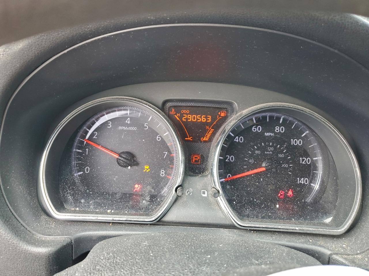 Nissan Versa S Image 12