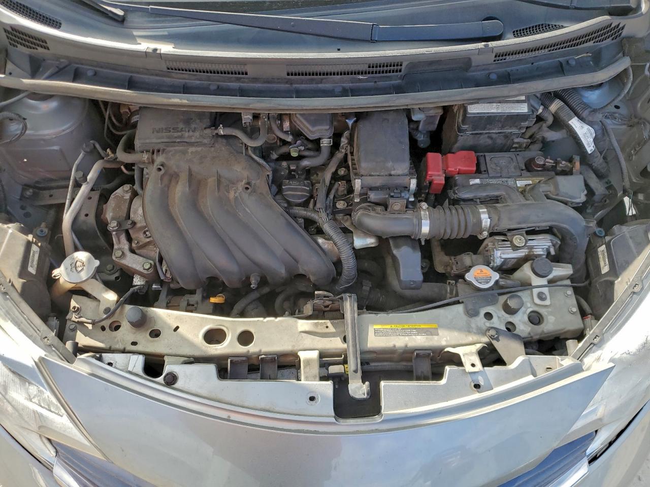 Nissan Versa S Image 9