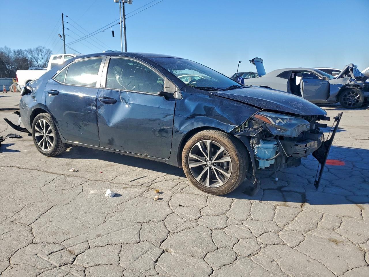 Toyota Corolla L Image 11