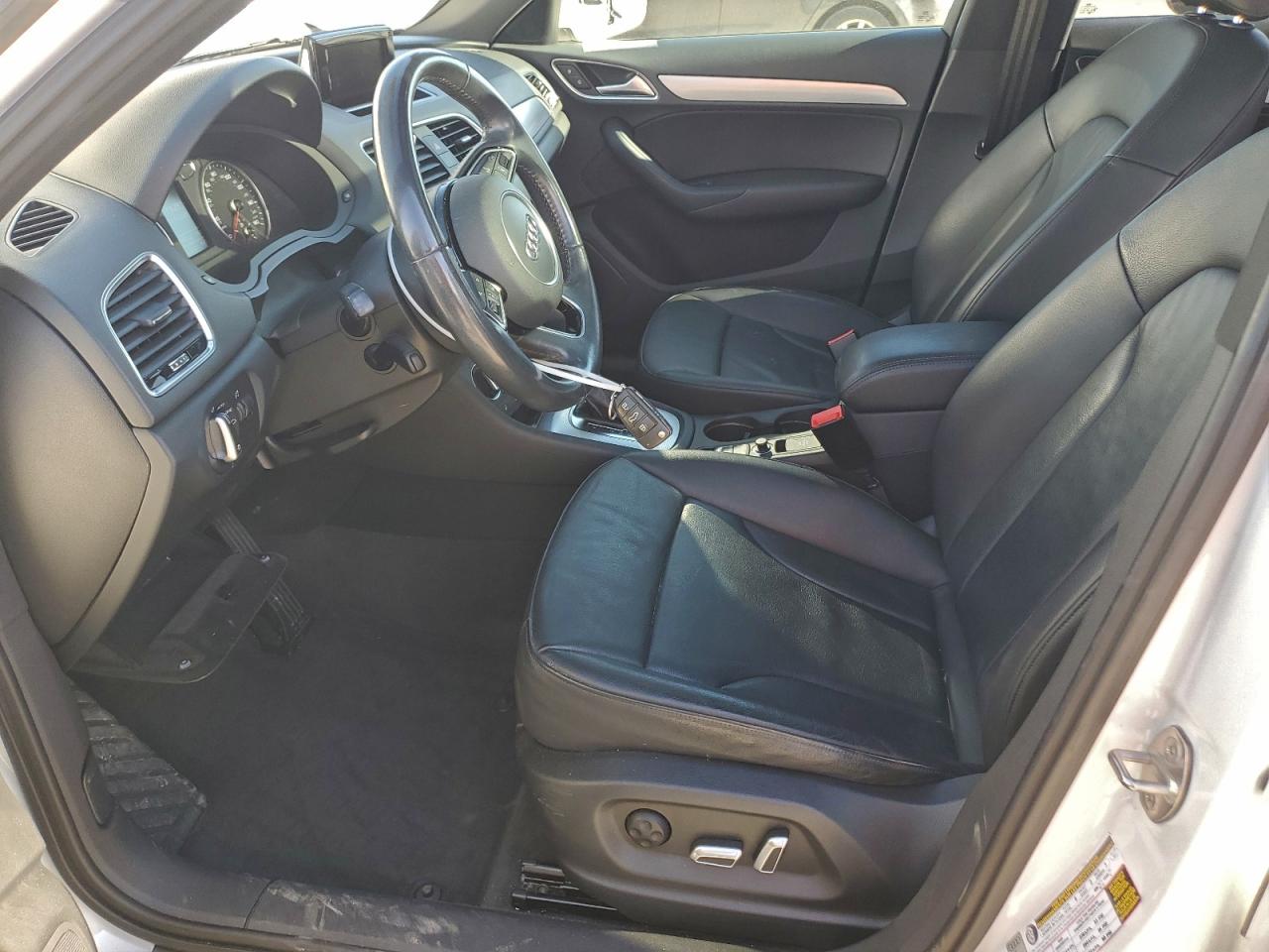 Audi Q3 Premium Image 5