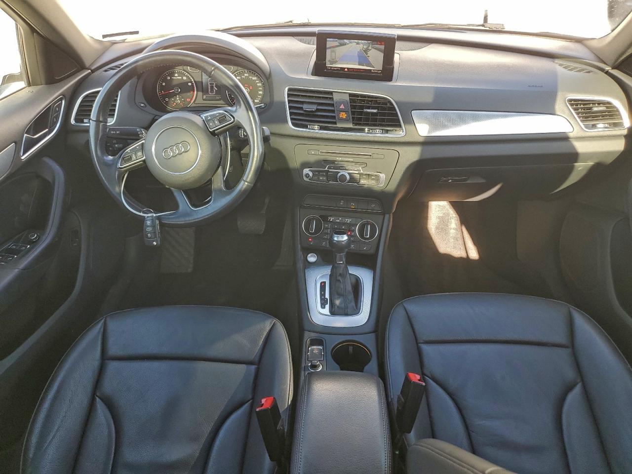 Audi Q3 Premium Image 7