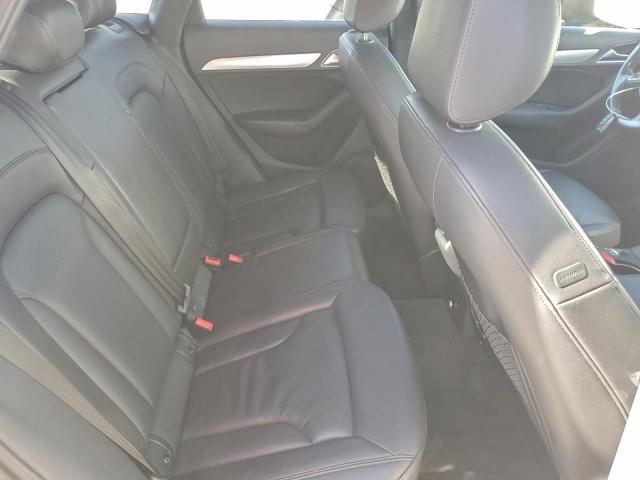 Audi Q3 Premium Image 8