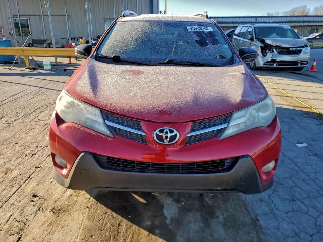 Toyota RAV4 Le Image 13