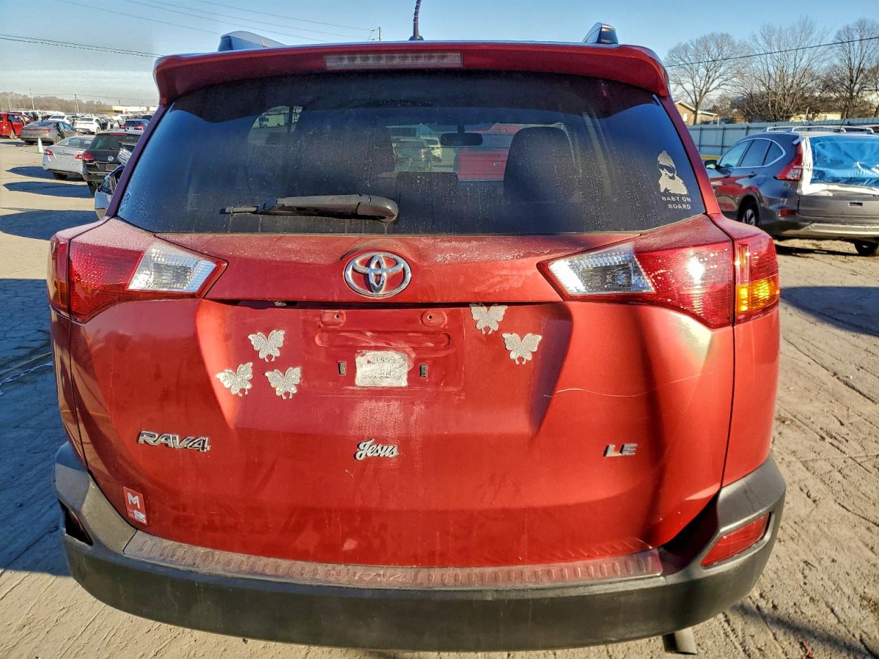 Toyota RAV4 Le Image 11