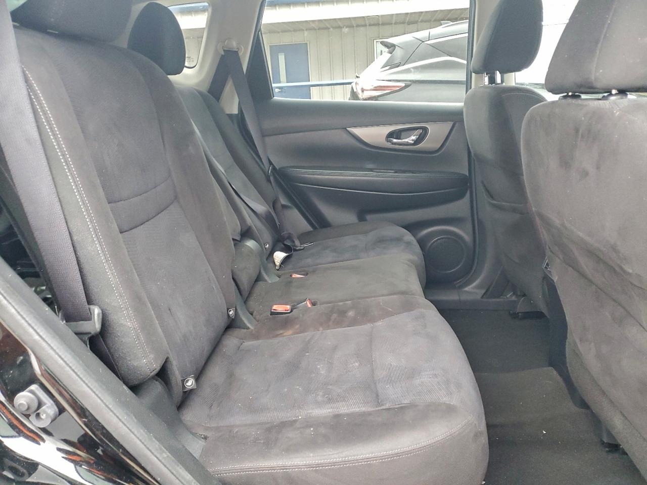 Nissan Rogue S Image 11