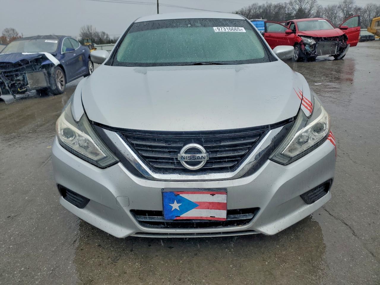 Nissan Altima 2.5 Image 6
