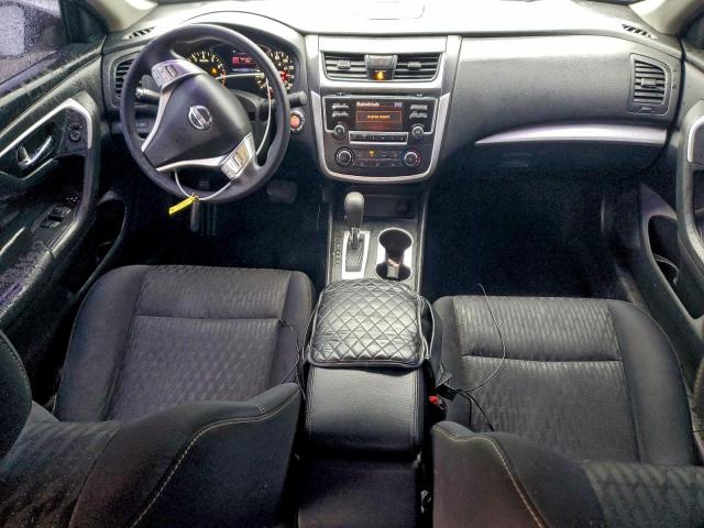 Nissan Altima 2.5 Image 8