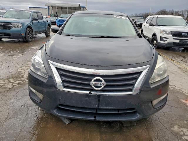 Nissan Altima 2.5 Image 3