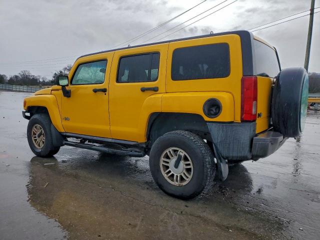 HUMMER H3 Image 2