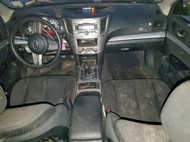 Subaru Outback 2.5i Image 7