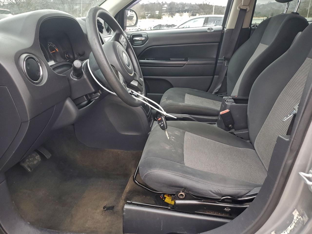 Jeep Compass Sport Image 3