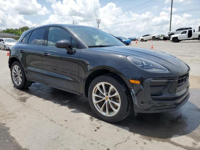 Porsche Macan Base Base Image 4