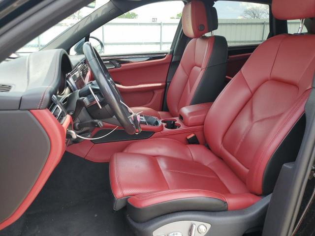 Porsche Macan Base Base Image 2