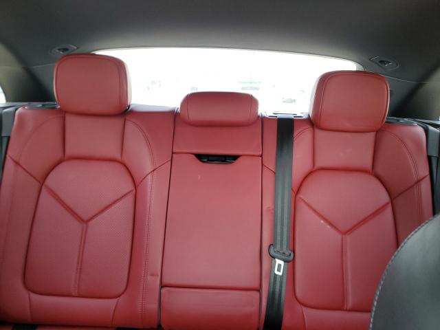 Porsche Macan Base Base Image 11