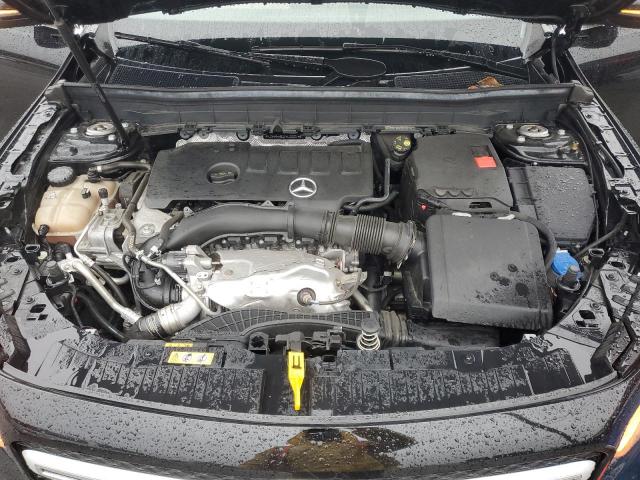 Mercedes-Benz GLB 250 4matic Image 8