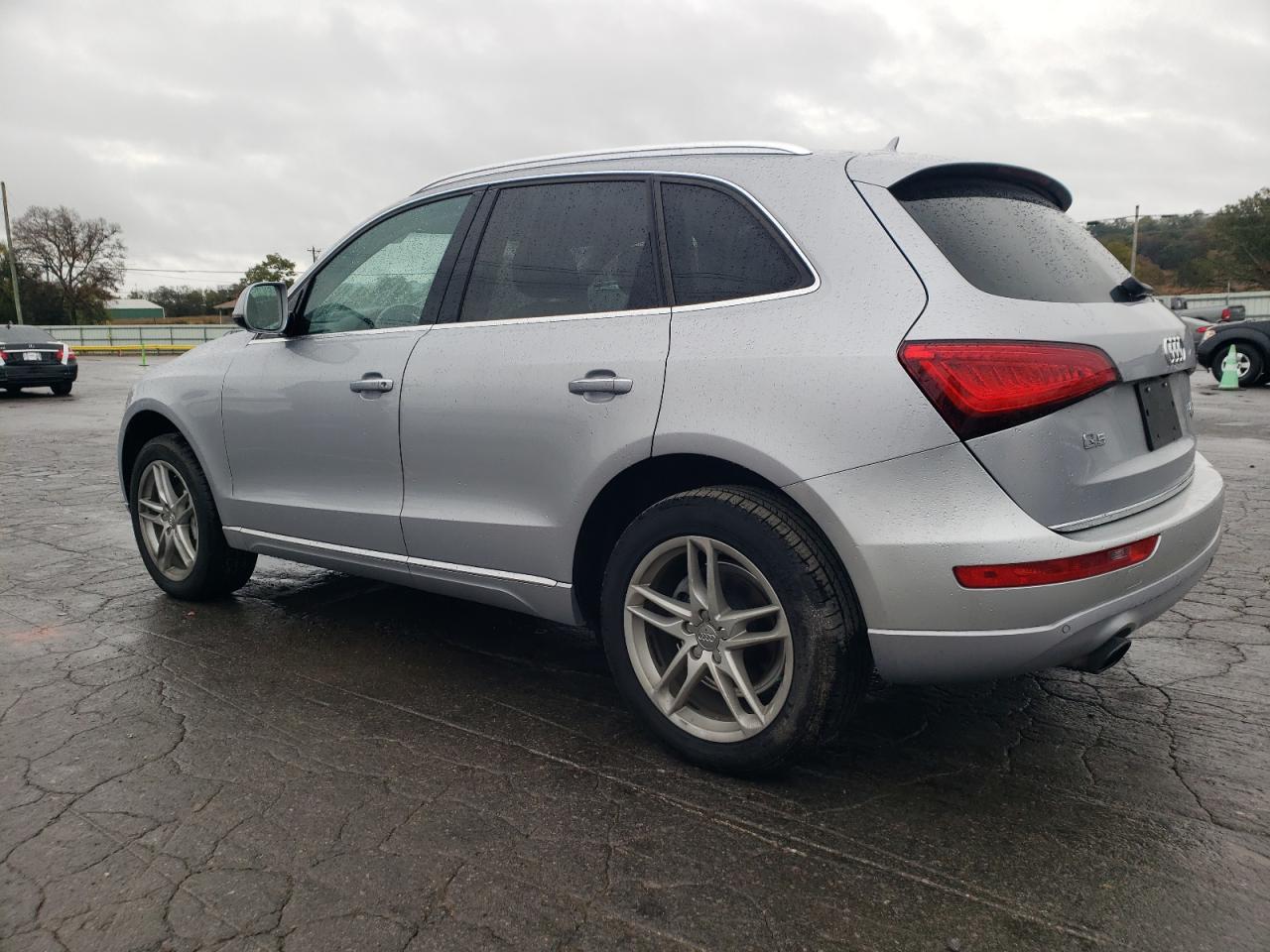 Audi Q5 Premium Plus Image 10