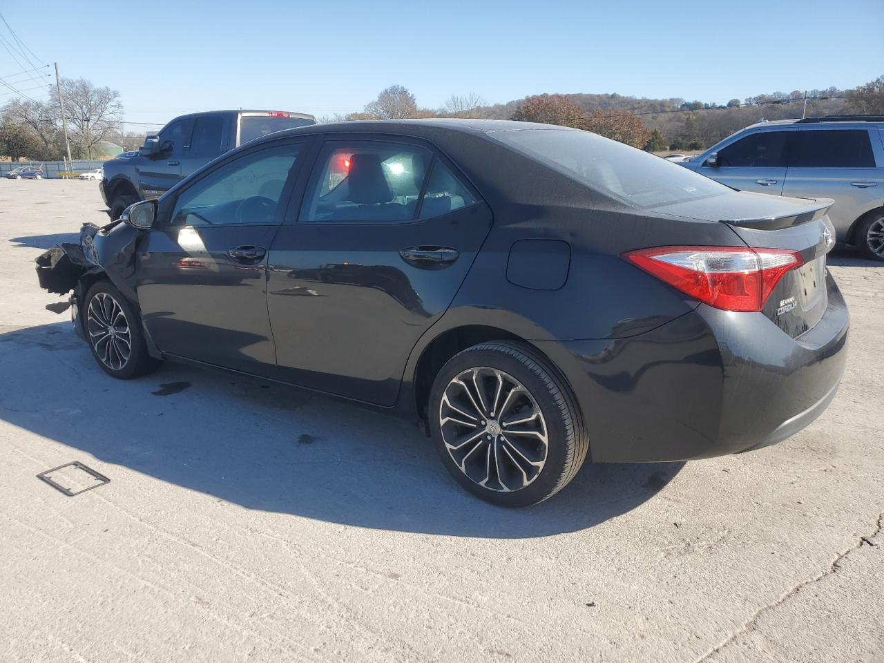 Toyota Corolla L Image 5