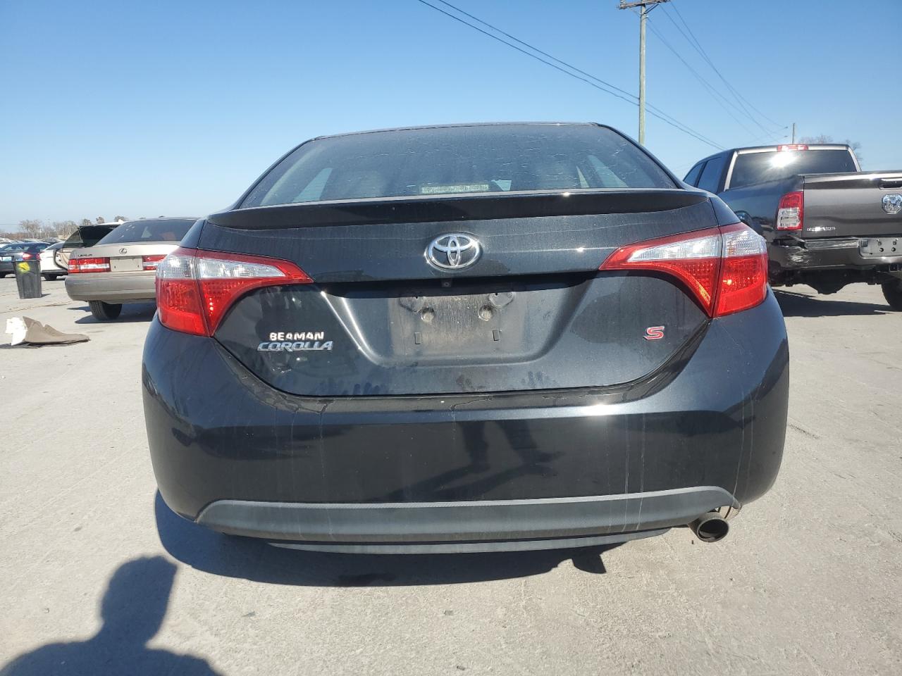 Toyota Corolla L Image 4