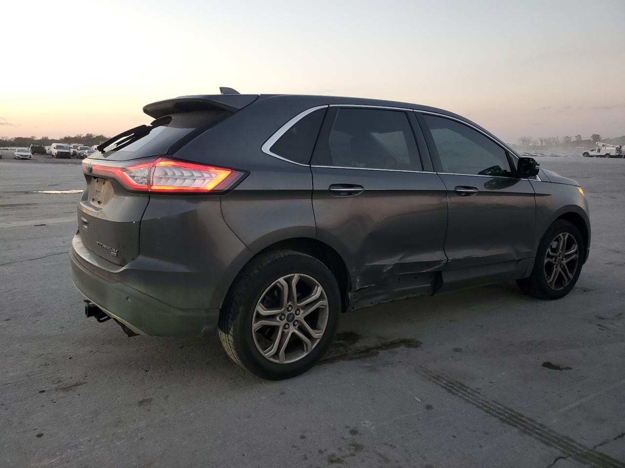 Ford Edge Titanium Image 2