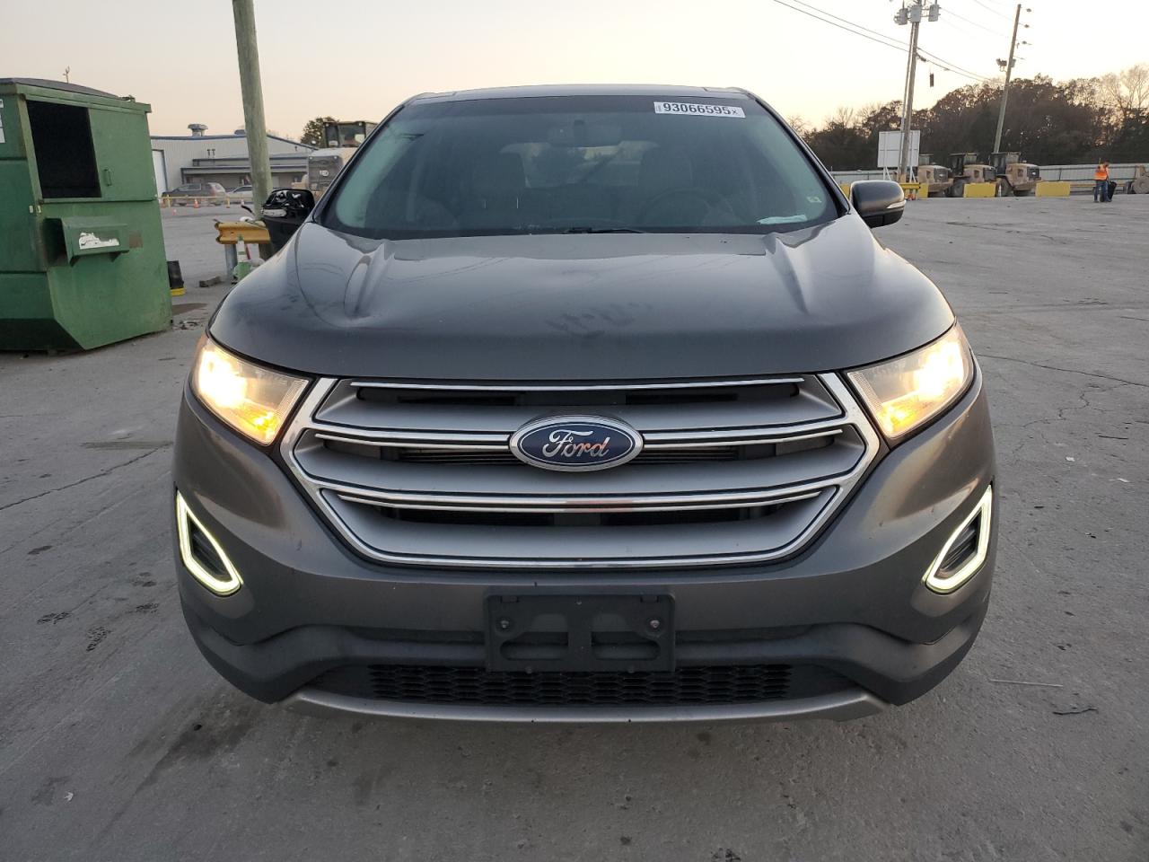 Ford Edge Titanium Image 5