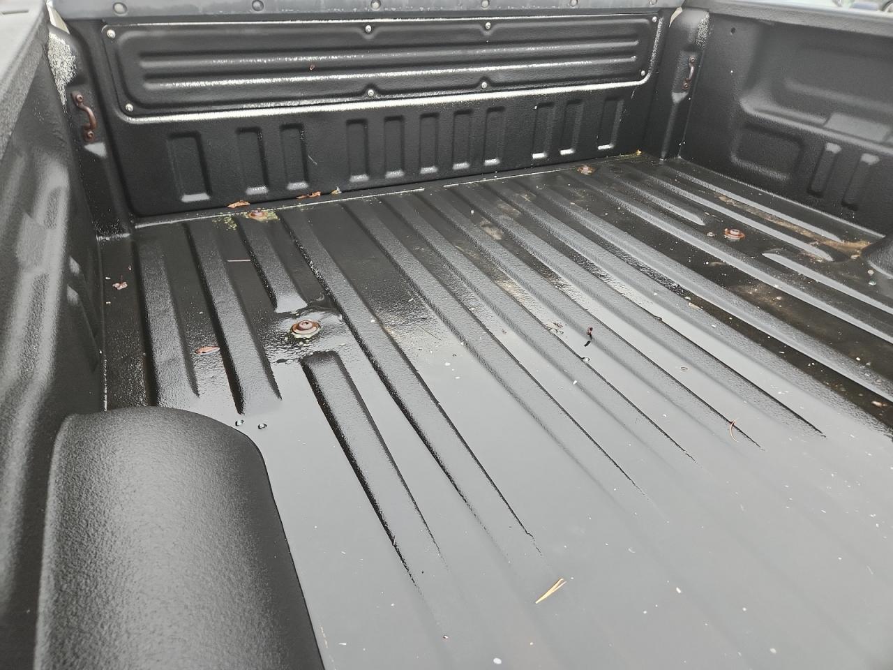 Toyota Tundra Image 4