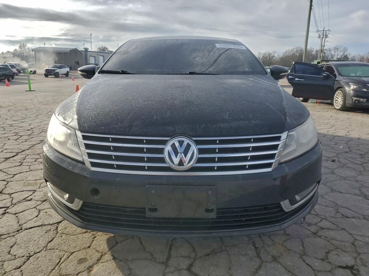 Volkswagen CC Base Image 2