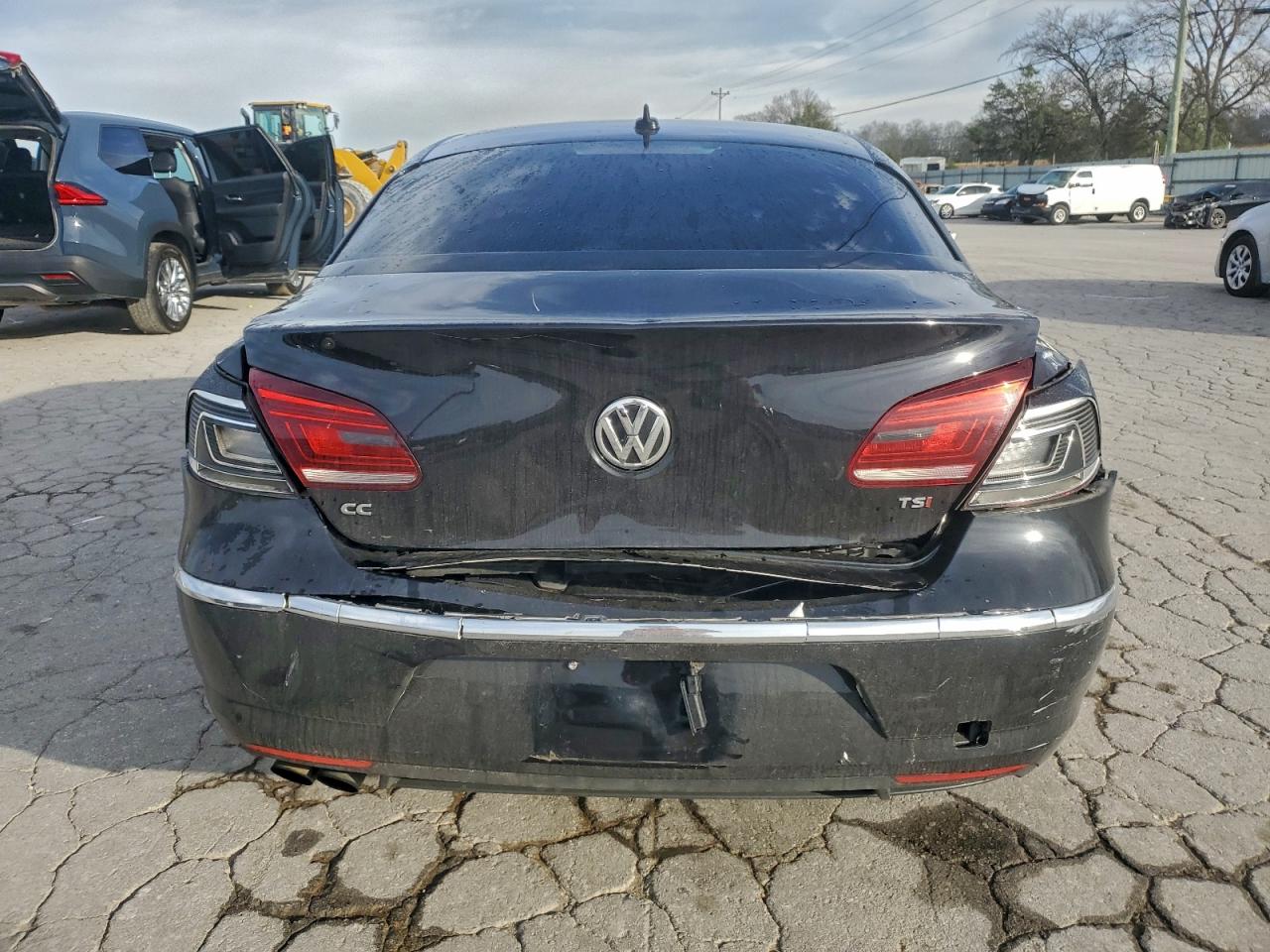 Volkswagen CC Base Image 6