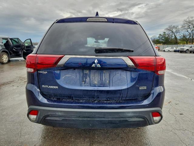Mitsubishi Outlander Se Image 8