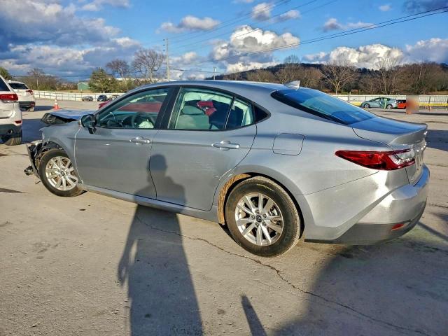 Toyota Camry Xse Image 4