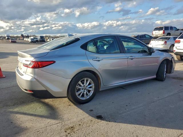 Toyota Camry Xse Image 2