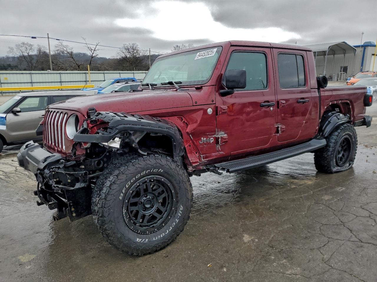 Jeep Gladiator Overland Image 1