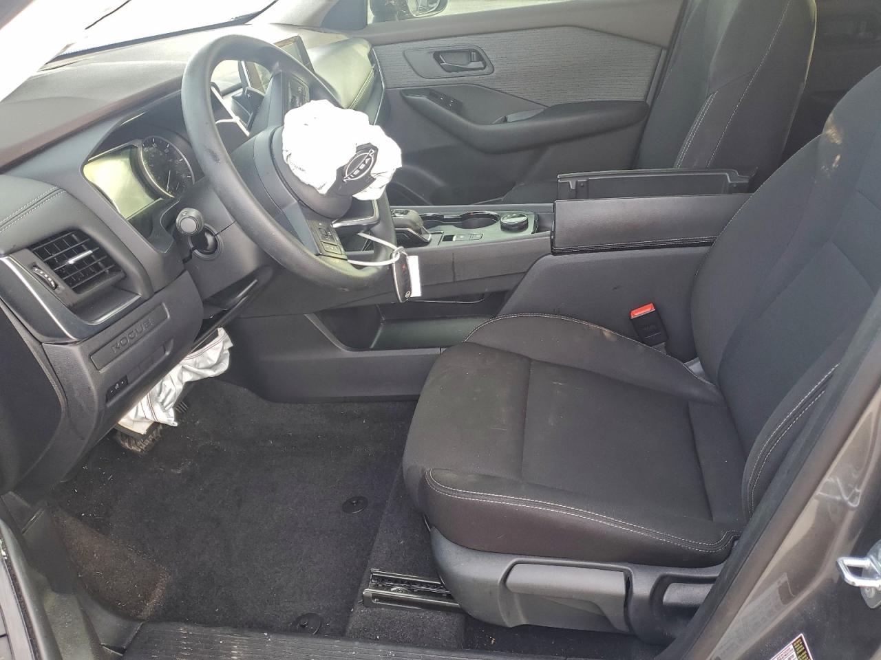 Nissan Rogue S Image 10