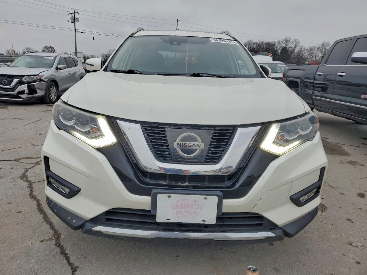 Nissan Rogue Sv Image 2