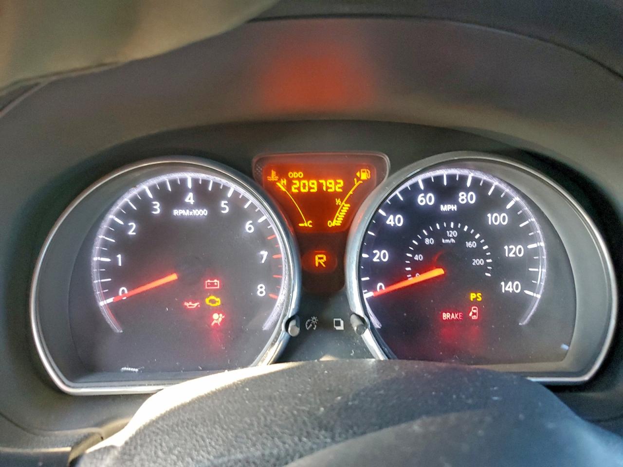 Nissan Versa S Image 7