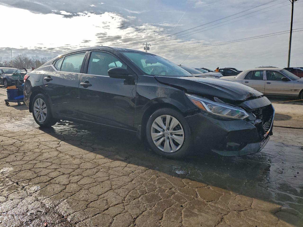 Nissan Sentra S Image 9