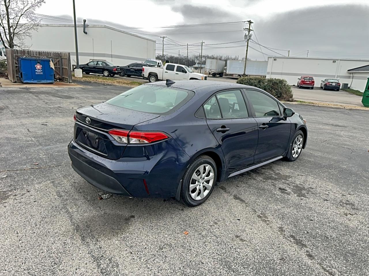 Toyota Corolla Le Image 2