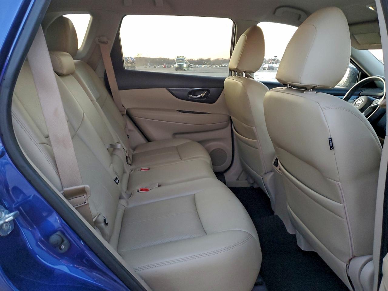 Nissan Rogue S Image 11