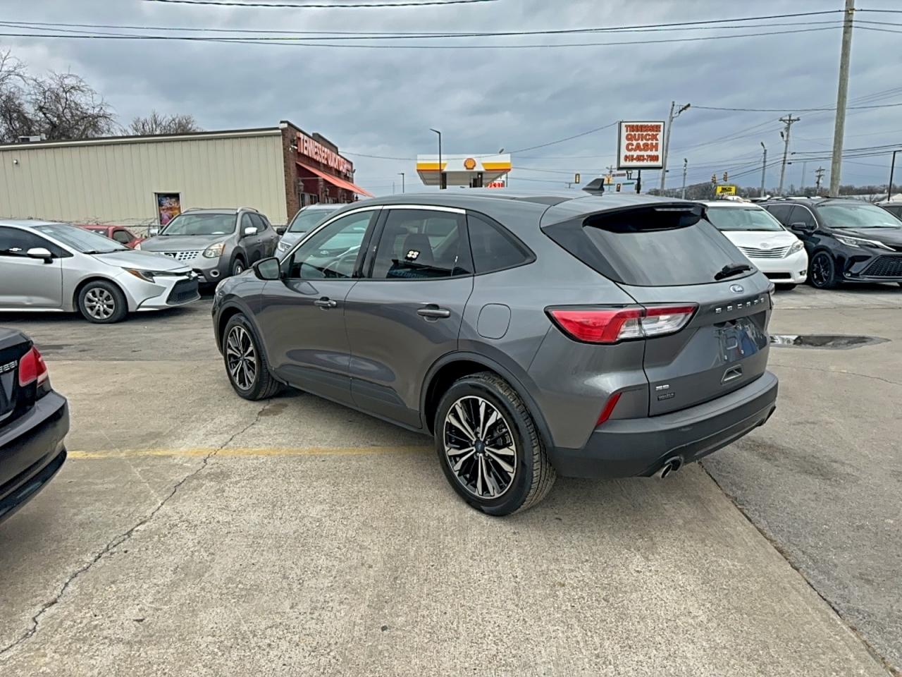 Ford Escape Se Image 6