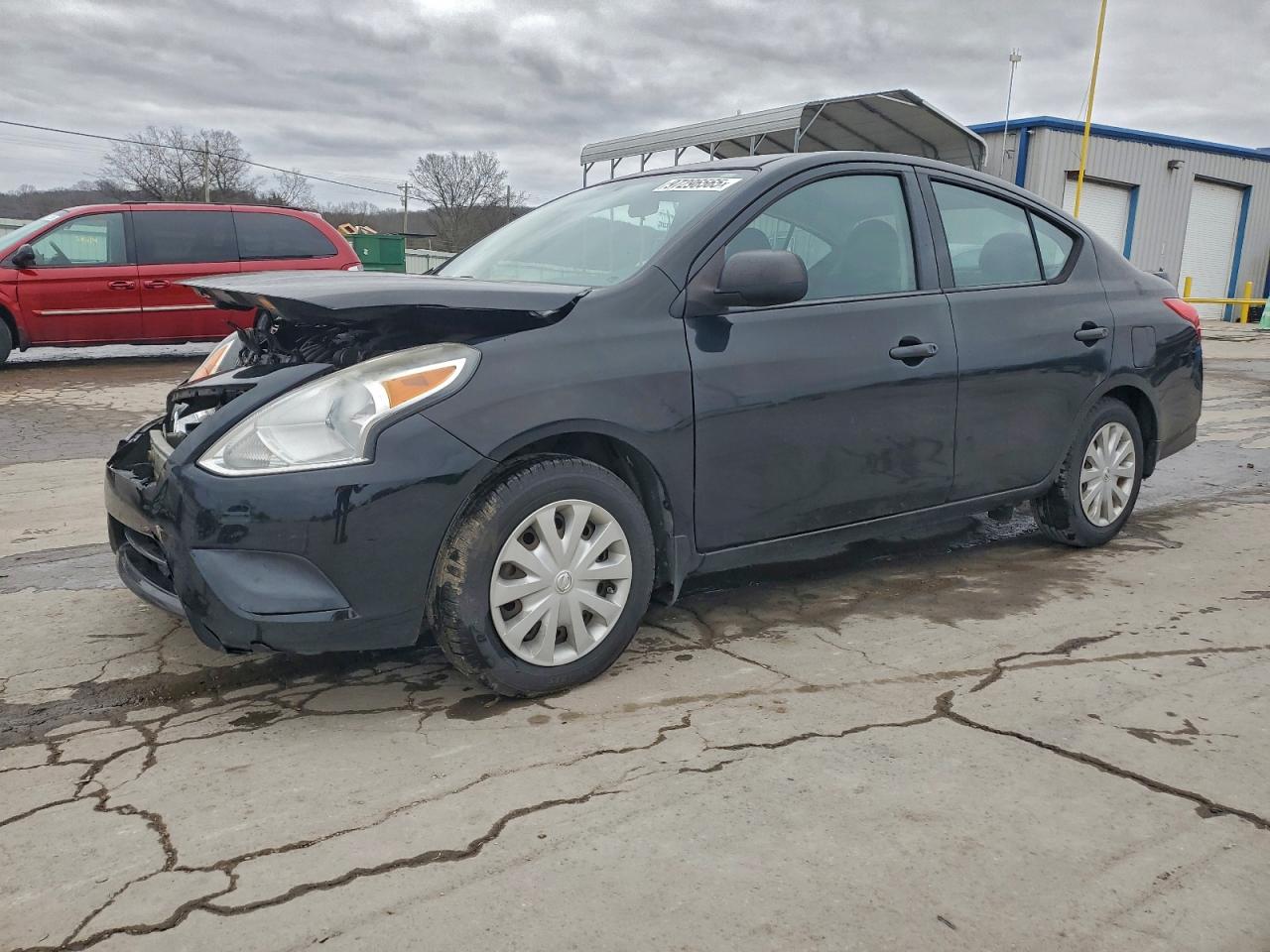 Nissan Versa S Image 1