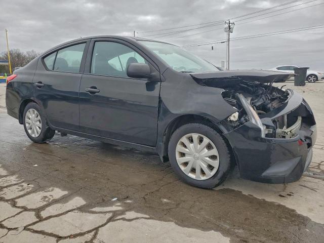 Nissan Versa S Image 2