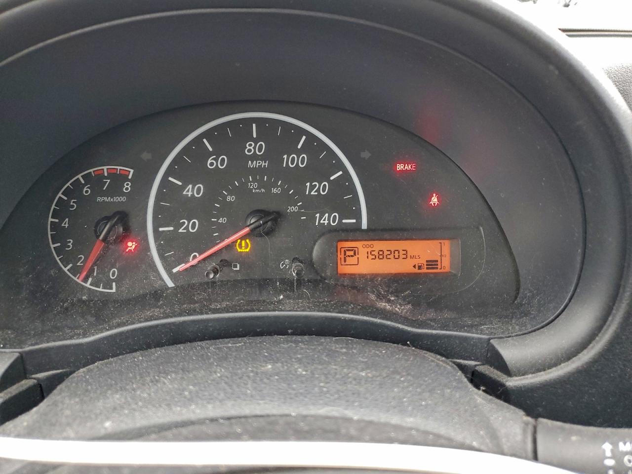 Nissan Versa S Image 11