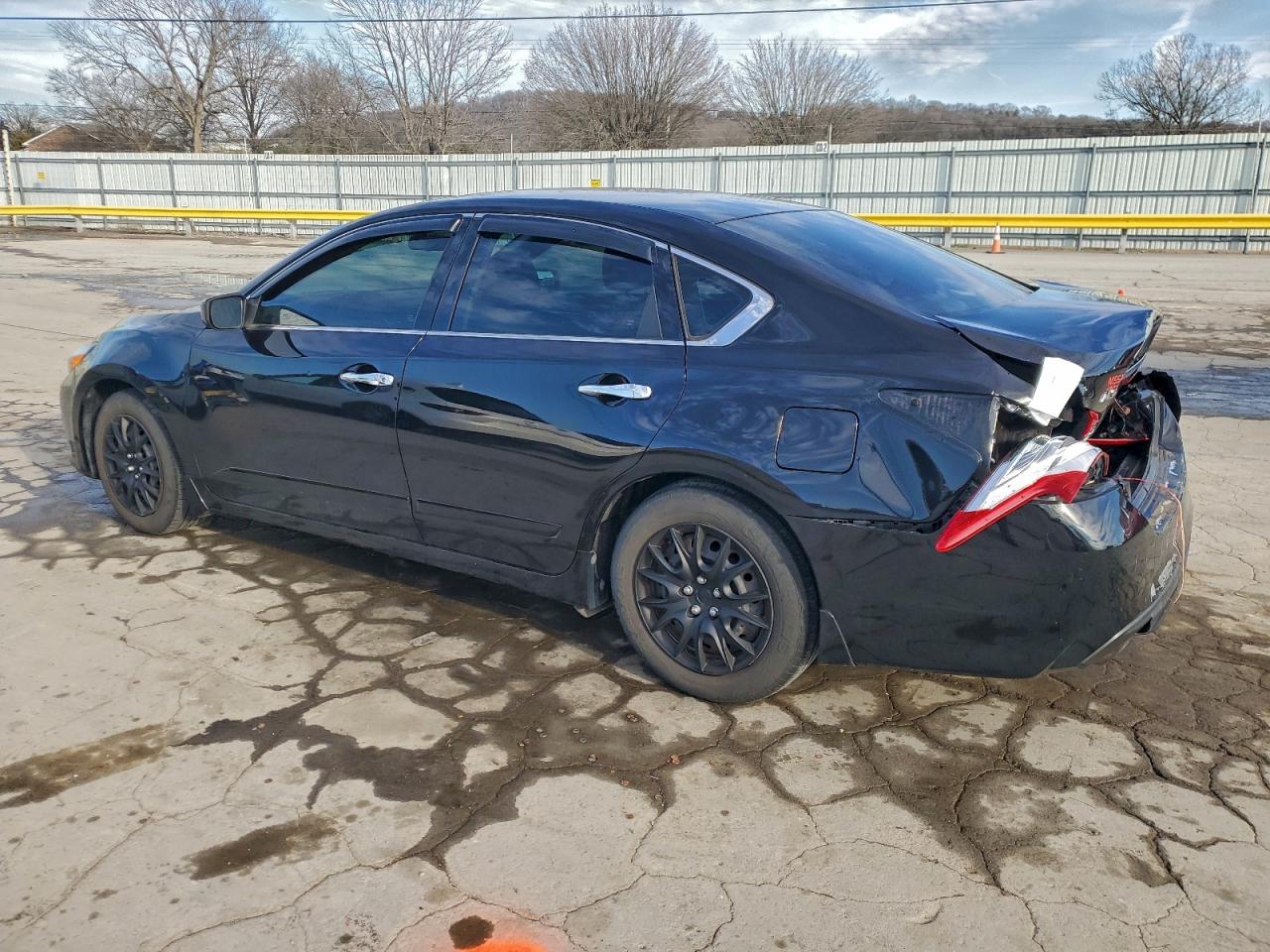 Nissan Altima 2.5 Image 8