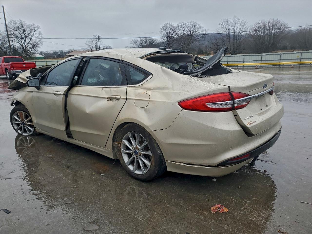 Ford Fusion Se Image 2
