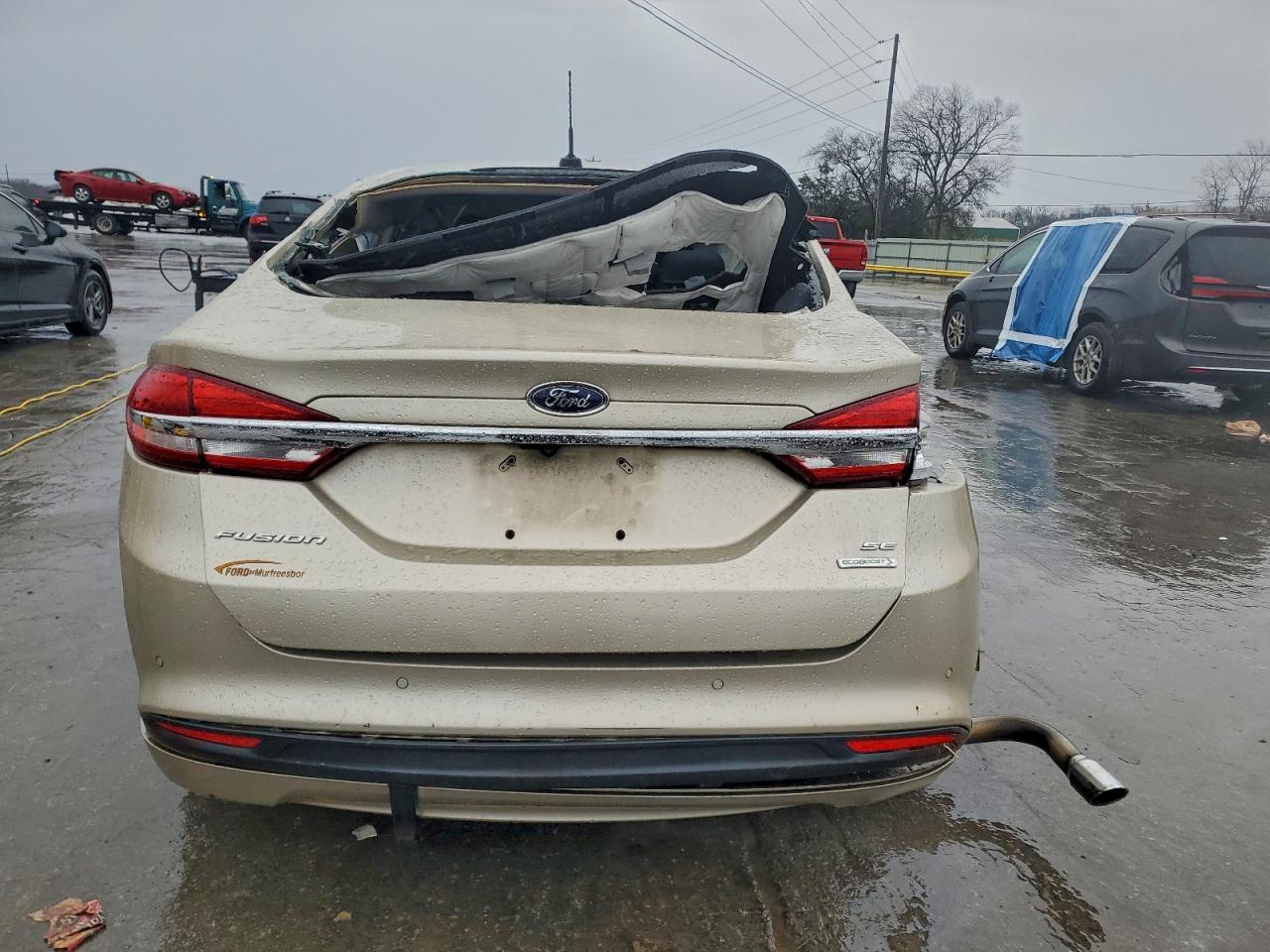 Ford Fusion Se Image 6