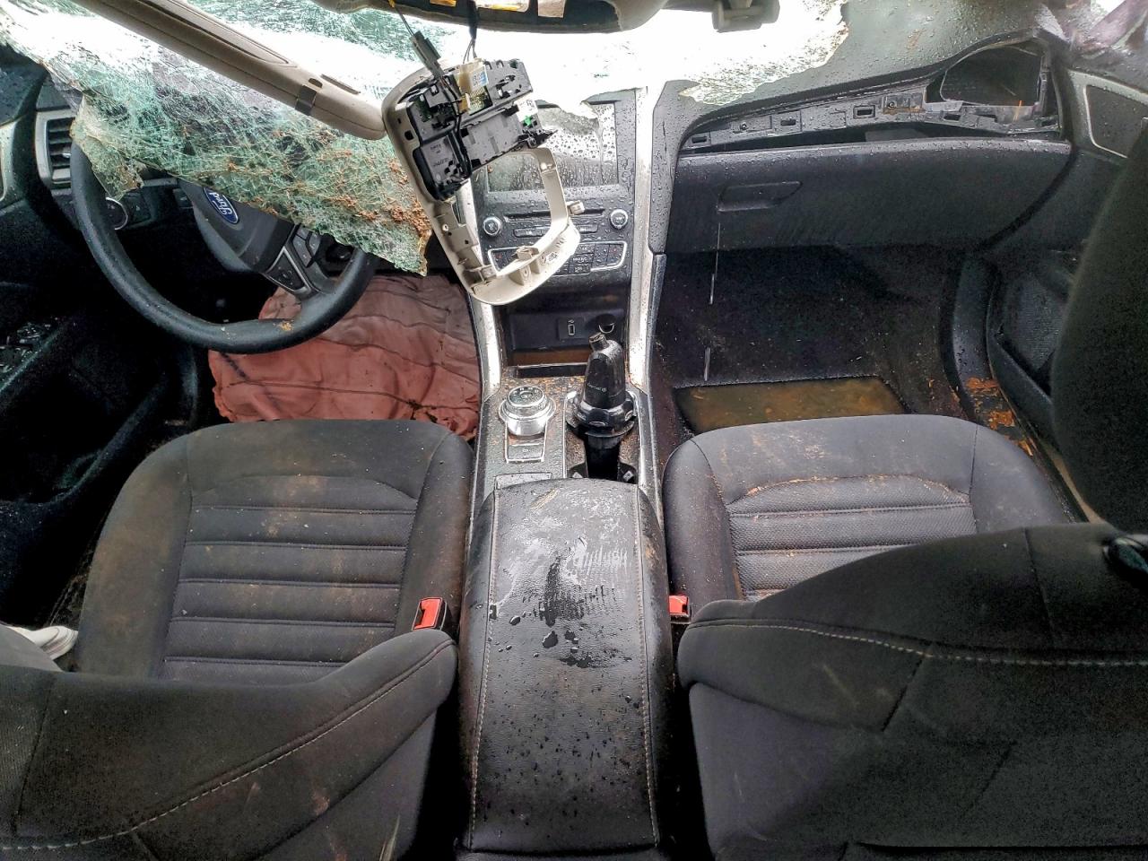 Ford Fusion Se Image 9