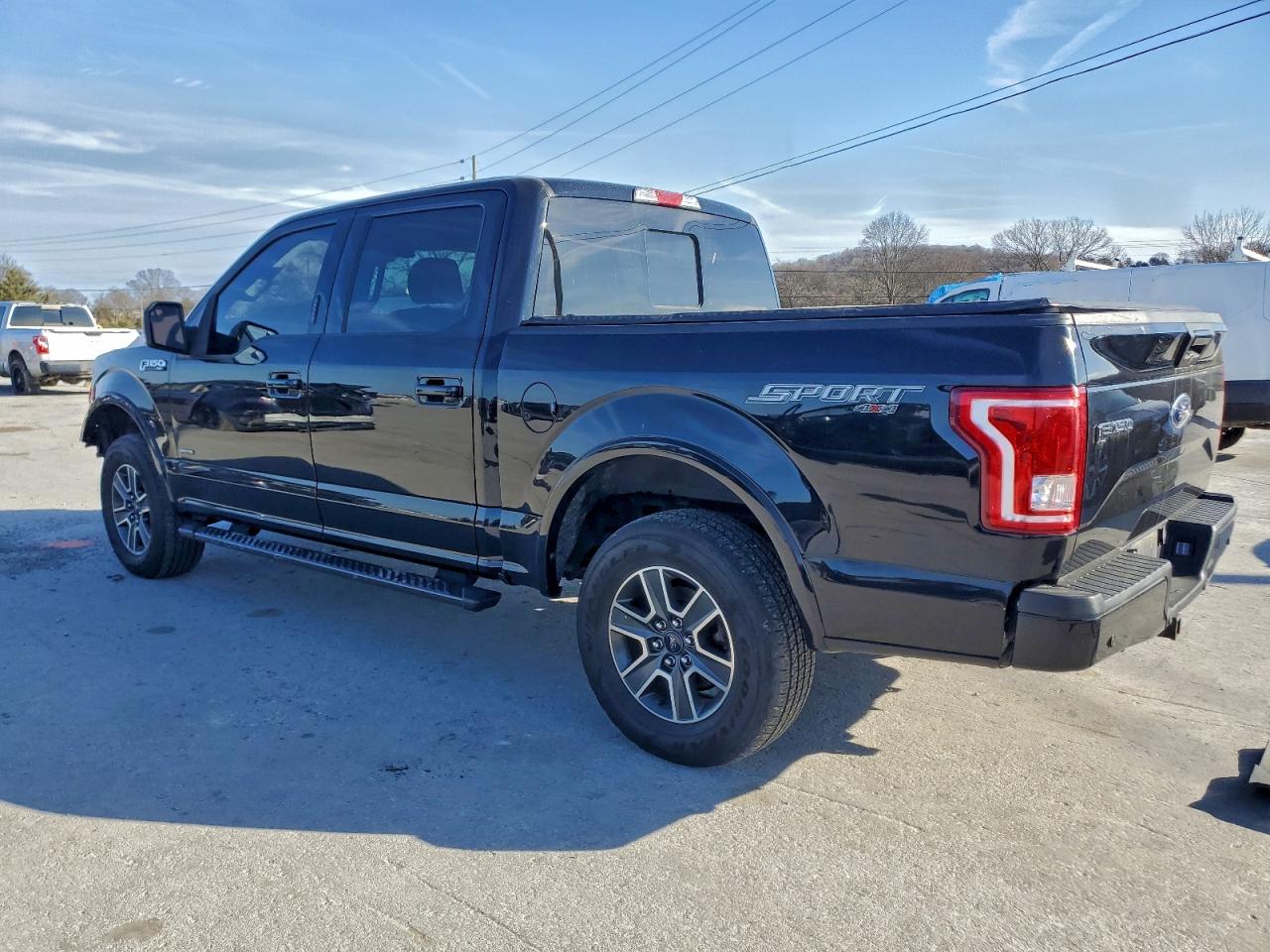 Ford F-150 Supercrew Image 9
